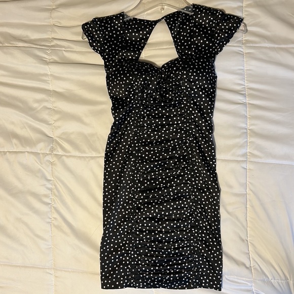 Black satin fabulous semi-stretchy dress by Guess. US size 2 - Picture 3 of 6